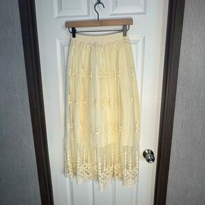 ASTR Lace Skirt
